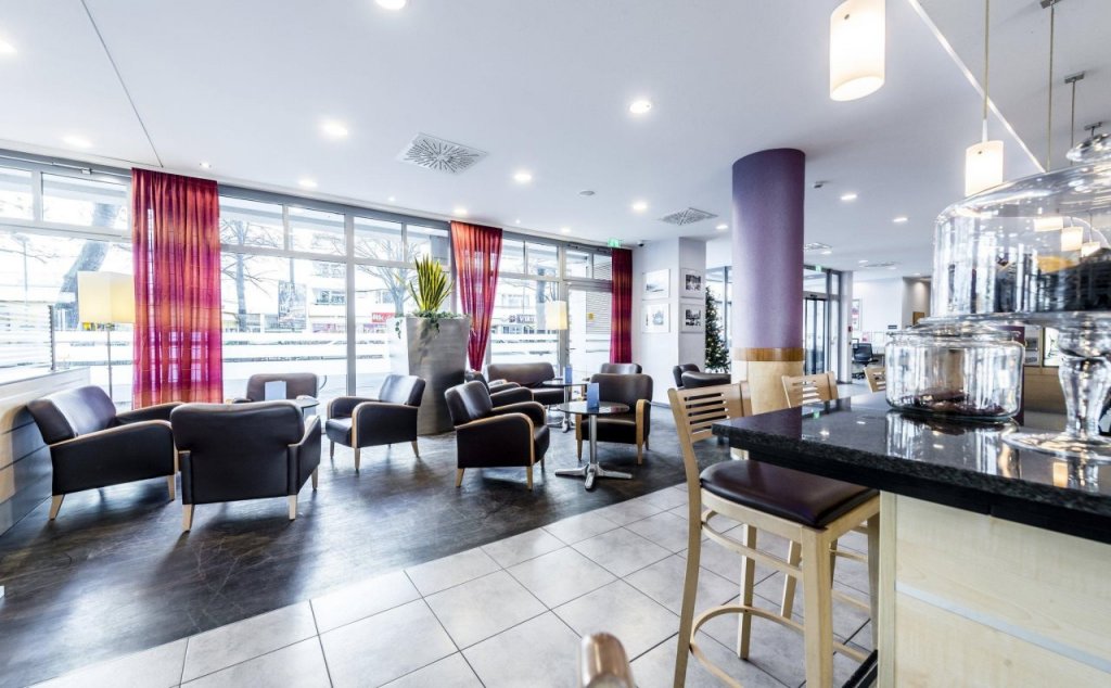 Holiday Inn Express Berlin City Centre 9