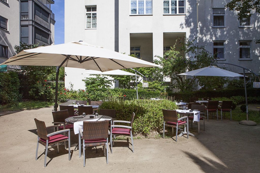 Savigny Hotel Frankfurt City 16