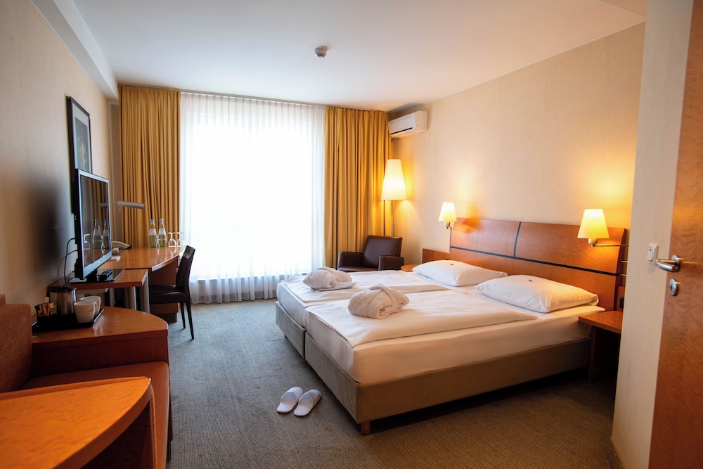 Best Western Premier Airporthotel Berlin 11