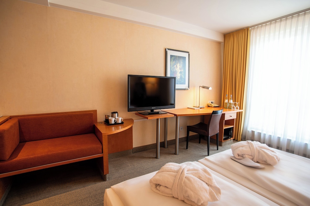 Best Western Premier Airporthotel Berlin 10