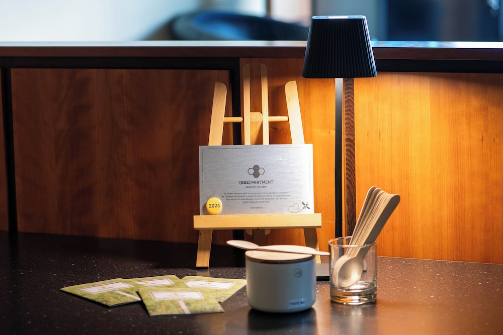 Best Western Premier Airporthotel Berlin 9