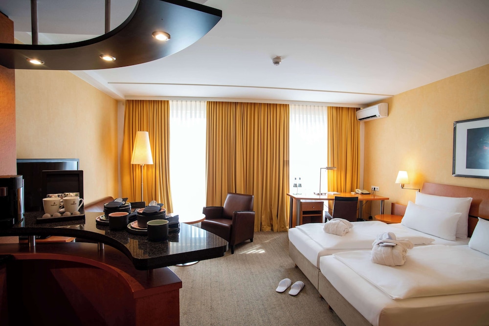 Best Western Premier Airporthotel Berlin 15
