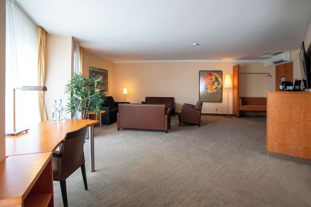 Best Western Premier Airporthotel Berlin 24