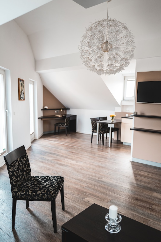 Hotel zur Post - Füllenbach 21