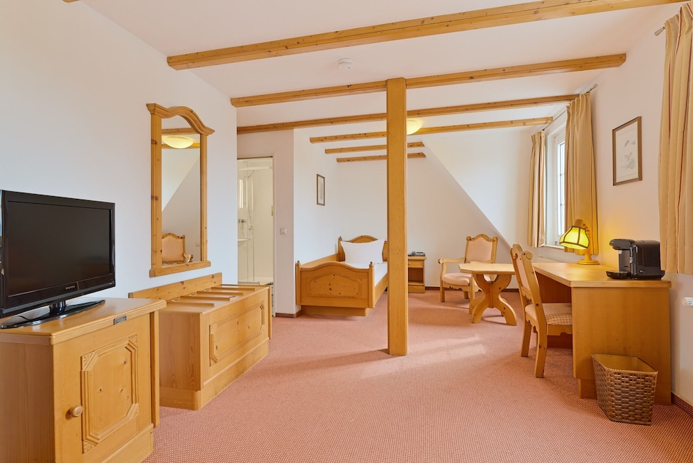 Hotel zur Post - Füllenbach 2