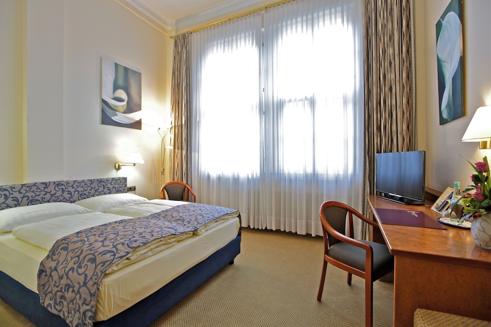 Hotel Viktoria 11