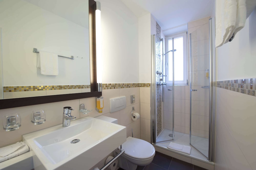 Best Western Hotel Kaiserhof 12