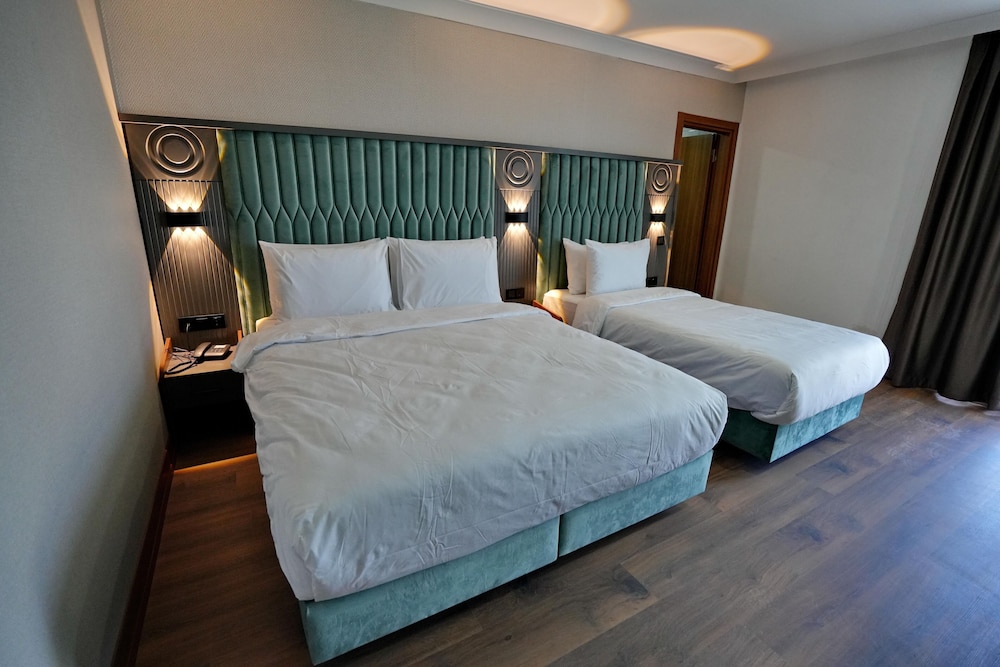 Shelton Airport Otel 5