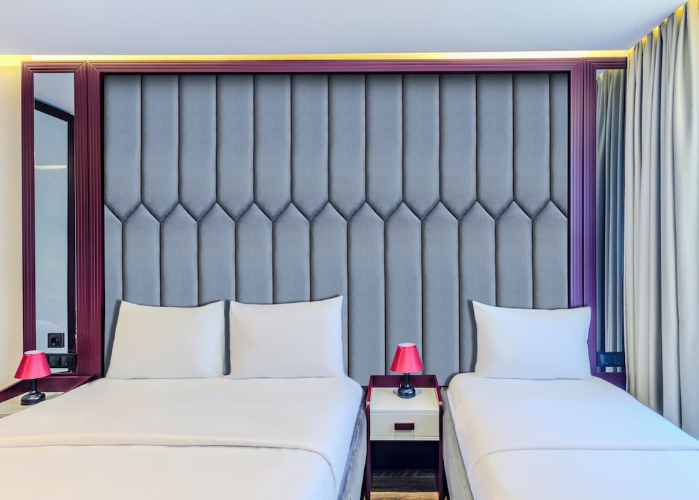 Heaven Premium Airport Hotel 19