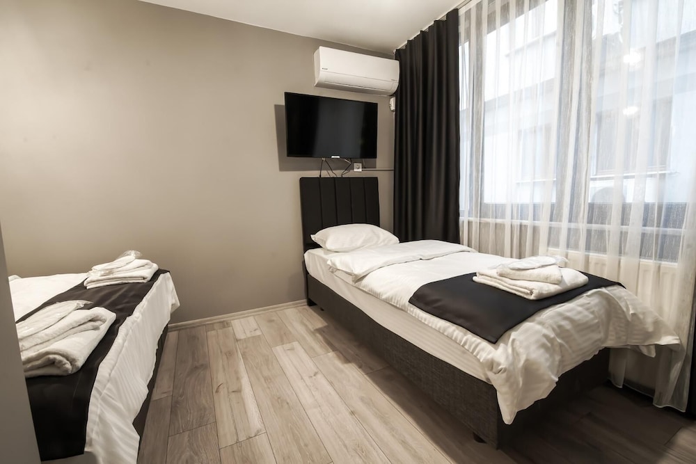 Pera Wall Hotel & Suites 7