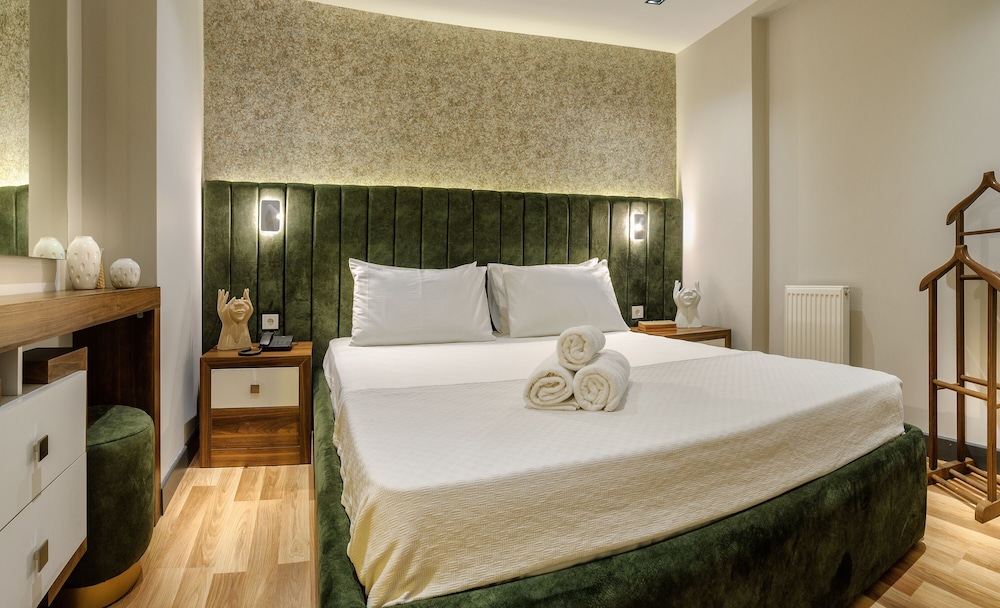 La Mia Suites 13