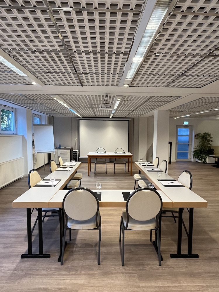 SensCity Hotel Berlin Spandau 24