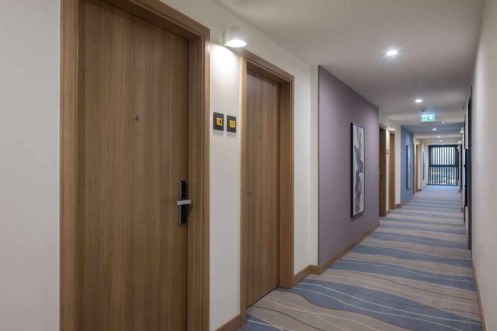 Hampton by Hilton Antalya Airport 17