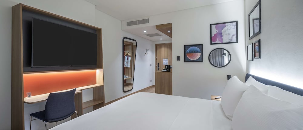 Hampton by Hilton Antalya Airport 12