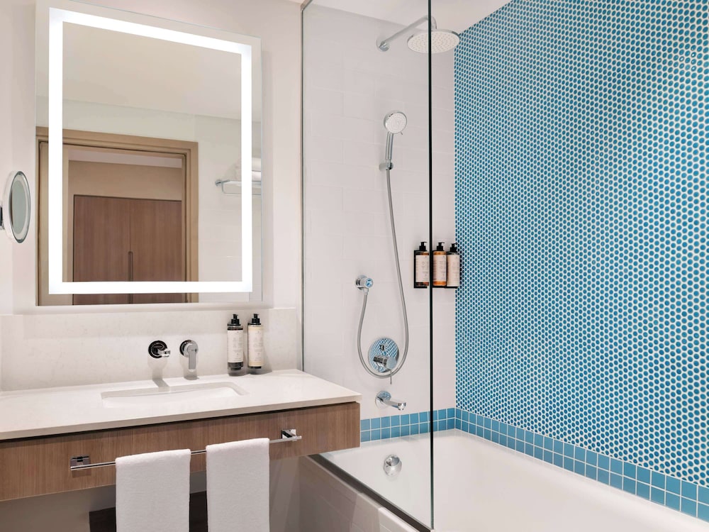 Mercure Dubai Deira 15