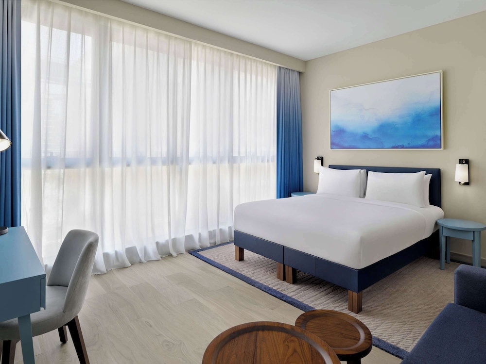 Mercure Dubai Deira 8