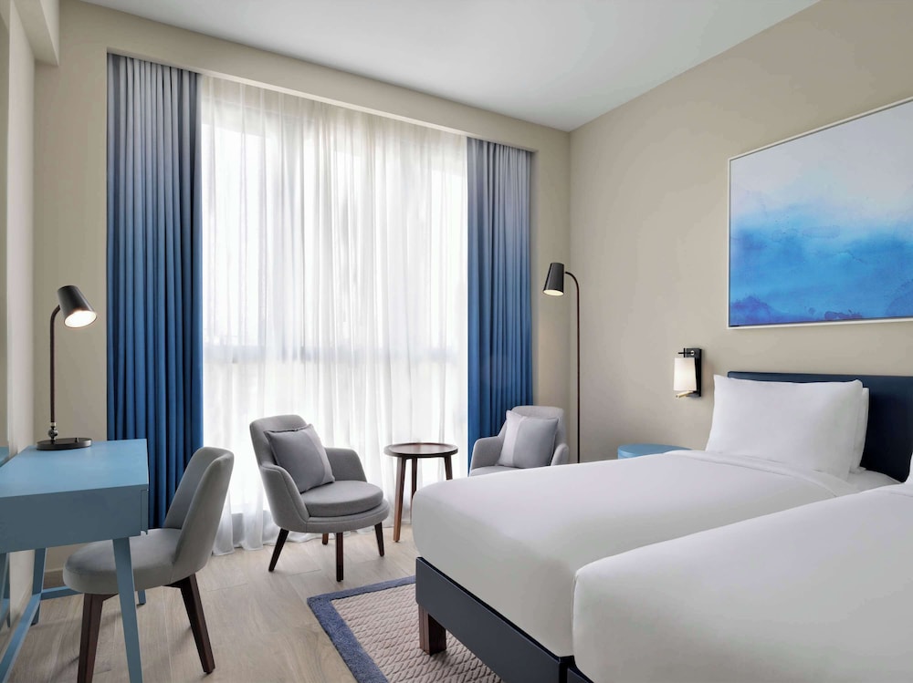 Mercure Dubai Deira 7