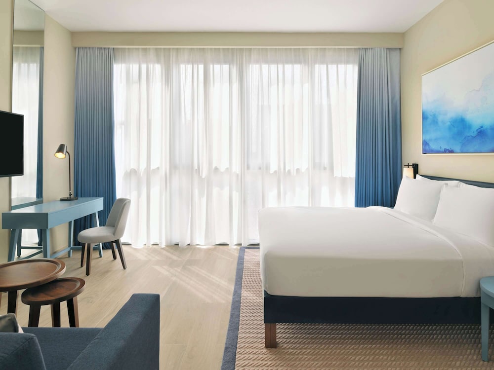 Mercure Dubai Deira 6