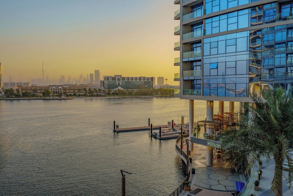 Hilton Dubai Creek Residences 1