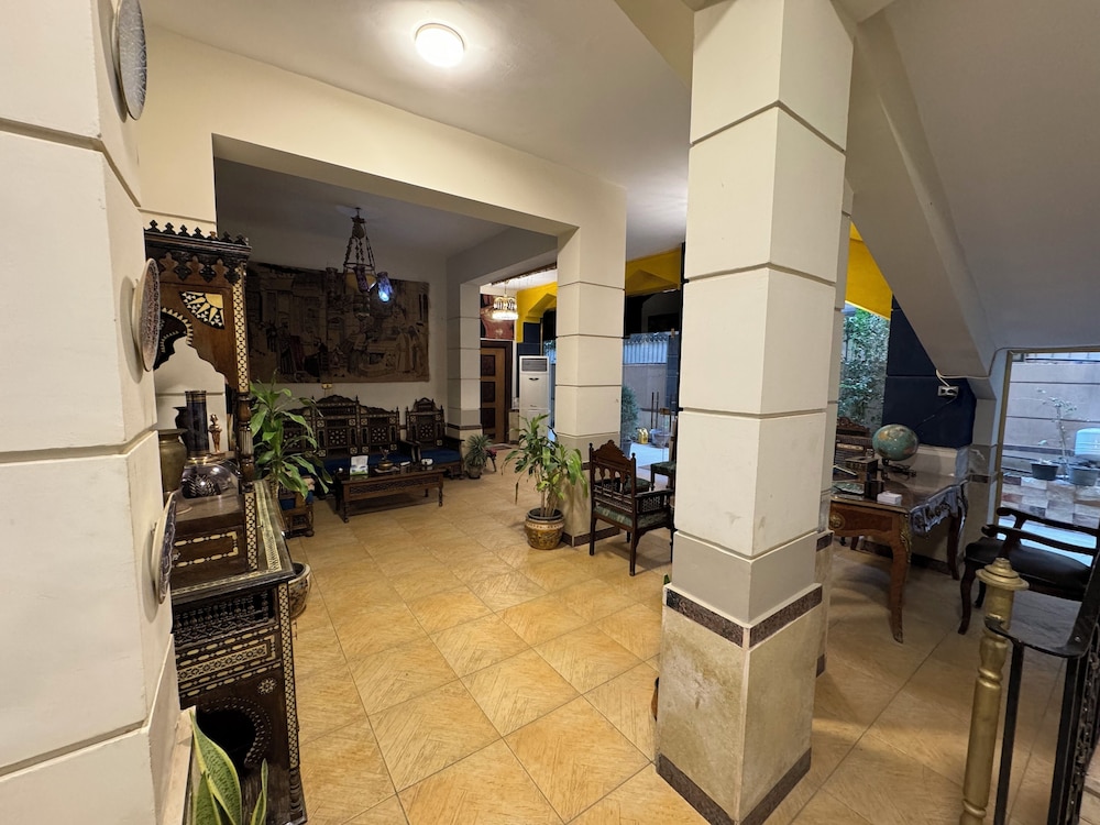 Osiris pyramids View Inn 19