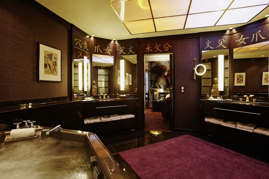 Savoy 20
