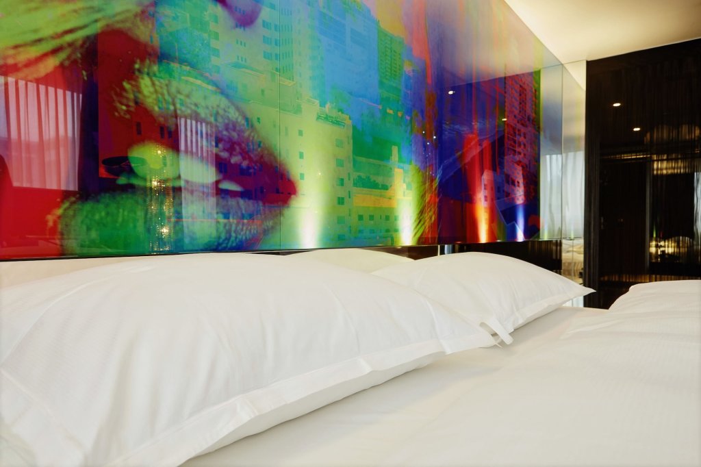 Savoy 21