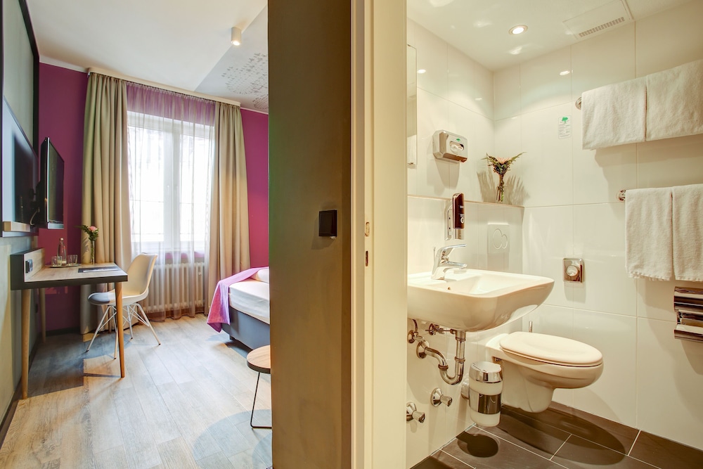 Central Hotel am Dom - Köln City 13