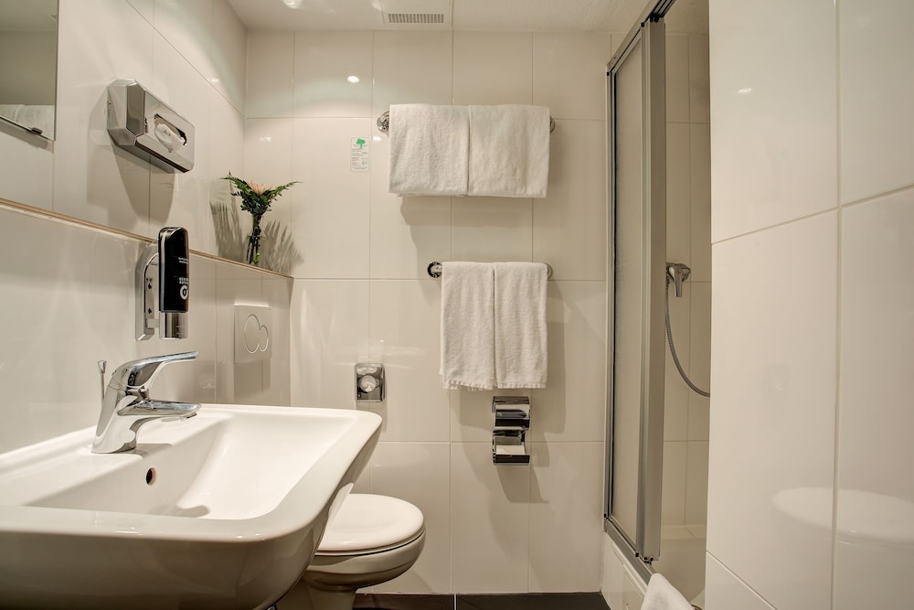 Central Hotel am Dom - Köln City 22