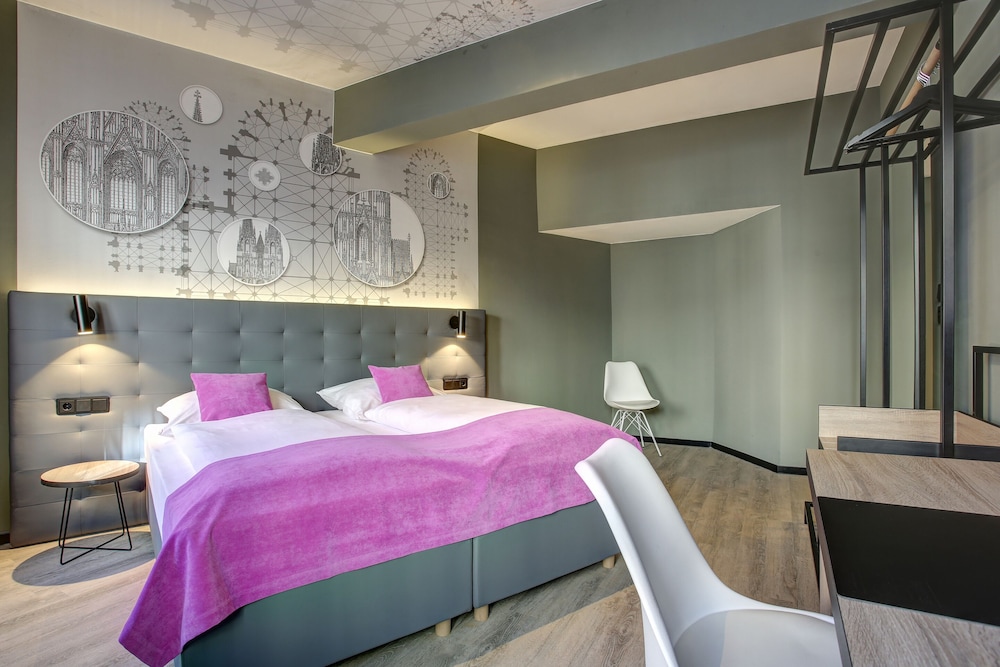 Central Hotel am Dom - Köln City 11