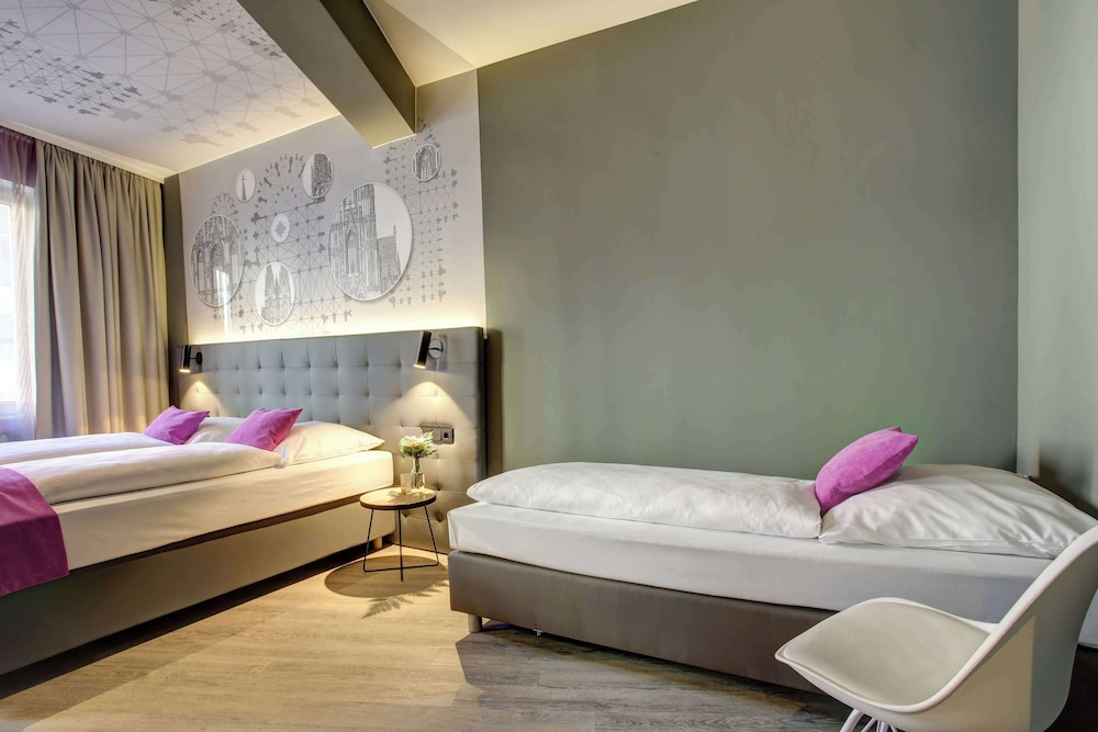 Central Hotel am Dom - Köln City 18