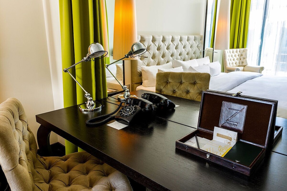 Hotel Zoo Berlin 12