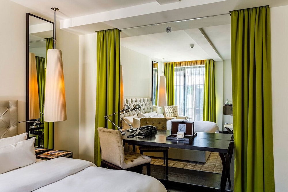 Hotel Zoo Berlin 13