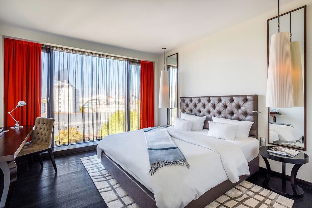 Hotel Zoo Berlin 9