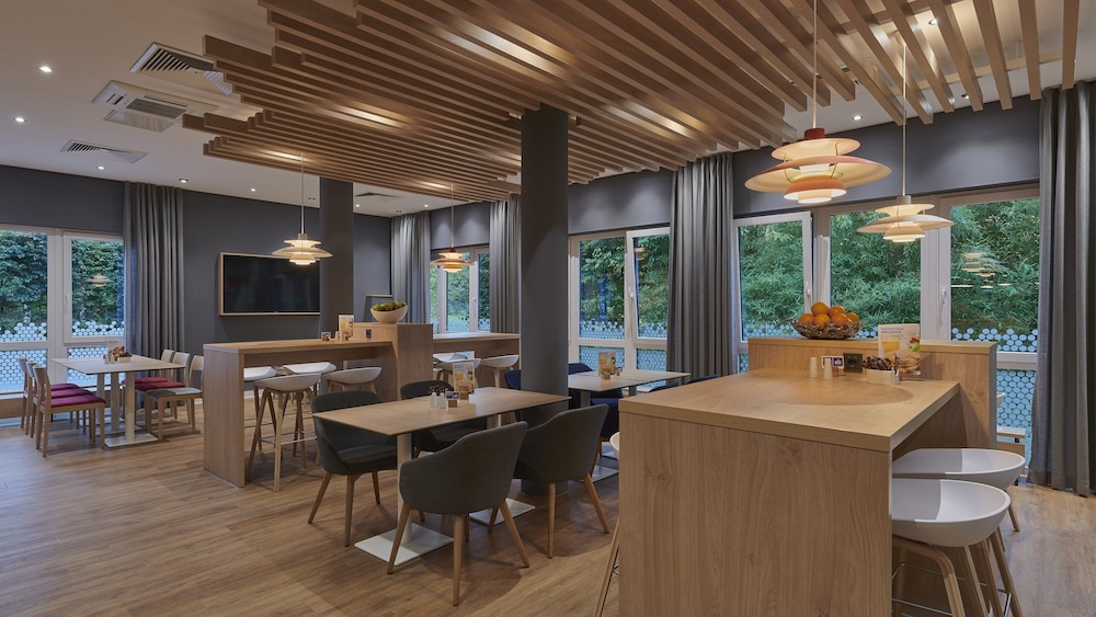 Holiday Inn Express Cologne - Troisdorf 17