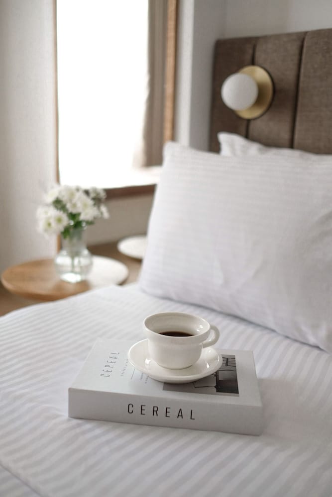 Meshk Airport Hotel 21