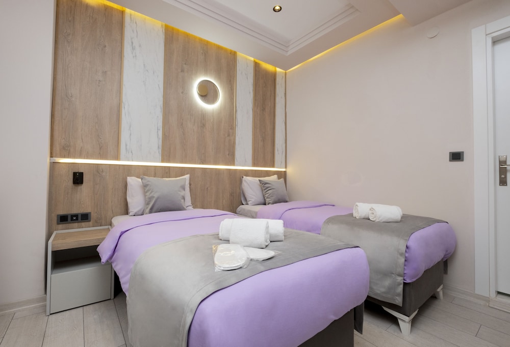 Lavender Hotel 20