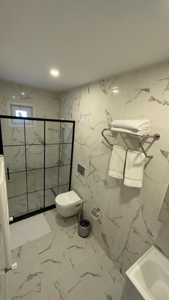 Guest Suites 16