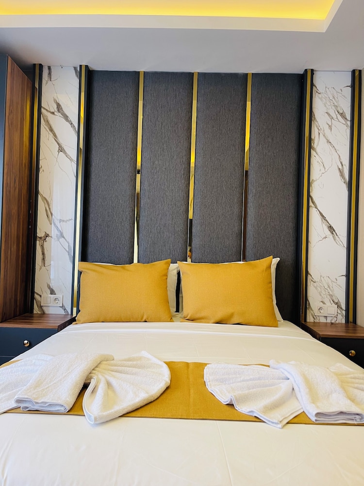 Meridiani Taksim Hotel 8