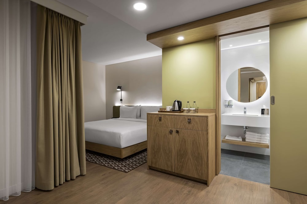 Hampton by Hilton Istanbul Sirkeci 19