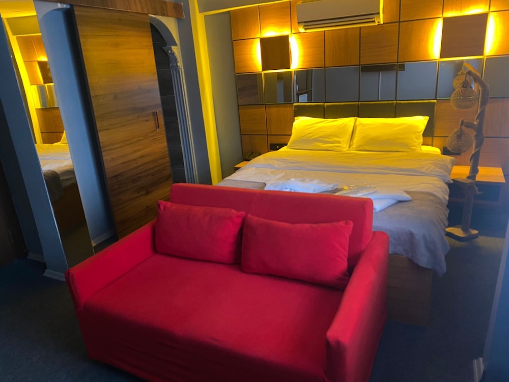 Kadikoy Linda Hotel 1