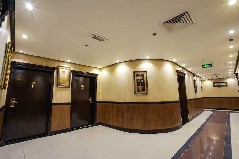 Best Western Premier M Four Hotel 5