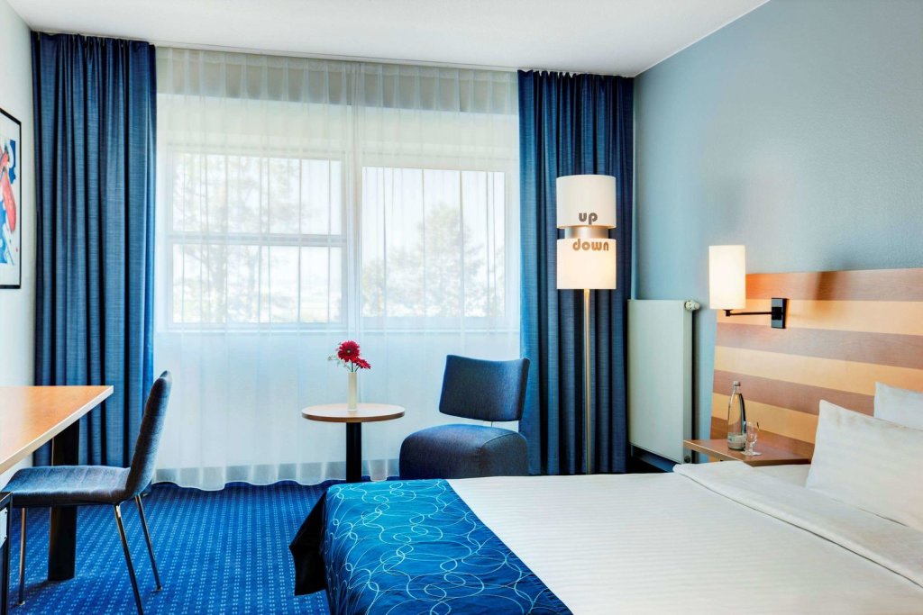 IntercityHotel Frankfurt Airport Terminal 3 6