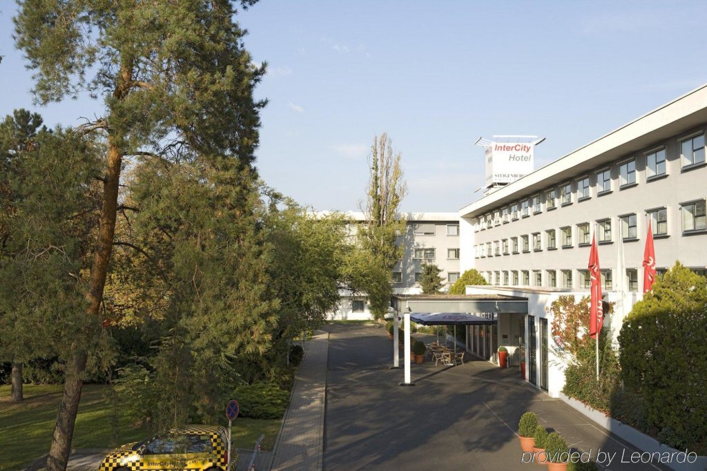 IntercityHotel Frankfurt Airport Terminal 3 2