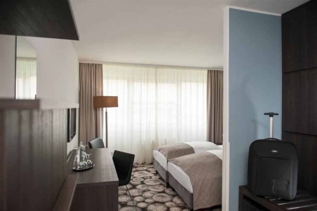 Victor's Residenz-Hotel Berlin Tegel 6