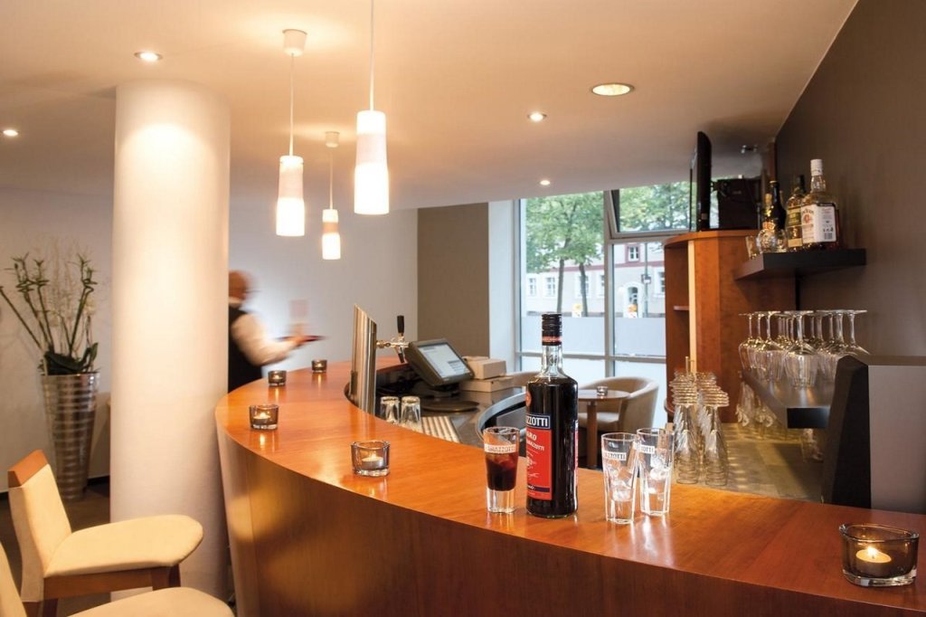 Victor's Residenz-Hotel Berlin Tegel 12