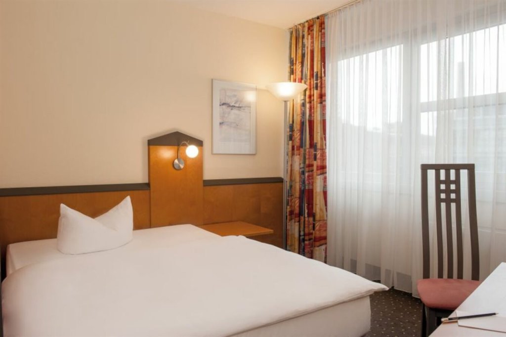Victor's Residenz-Hotel Berlin Tegel 20