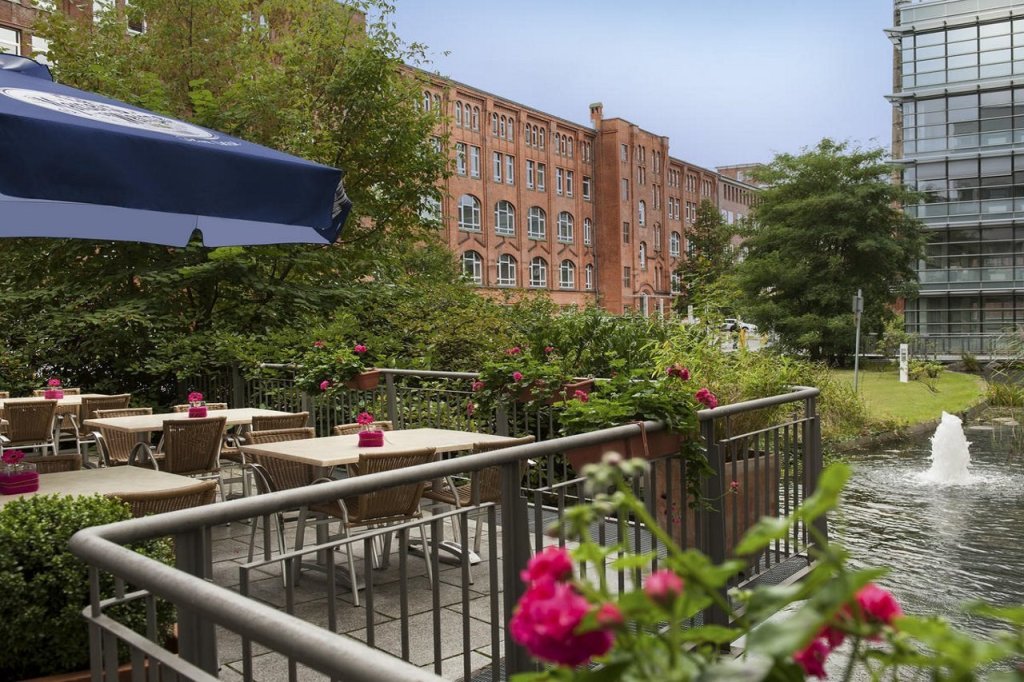 Victor's Residenz-Hotel Berlin Tegel 13