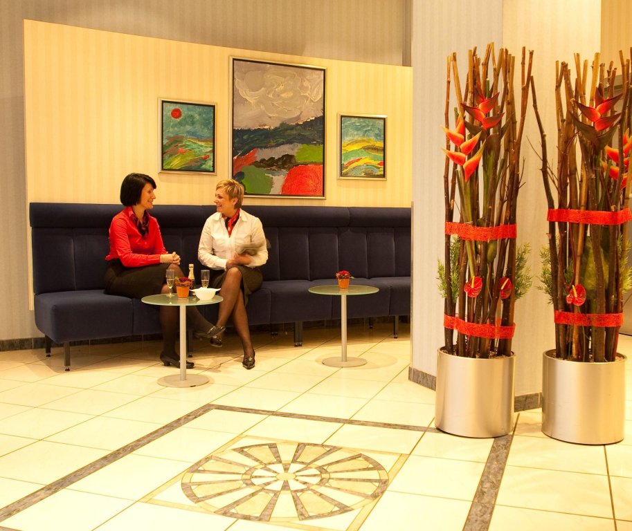 Hotel Plaza 10