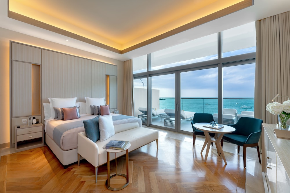 FIVE Luxe 14