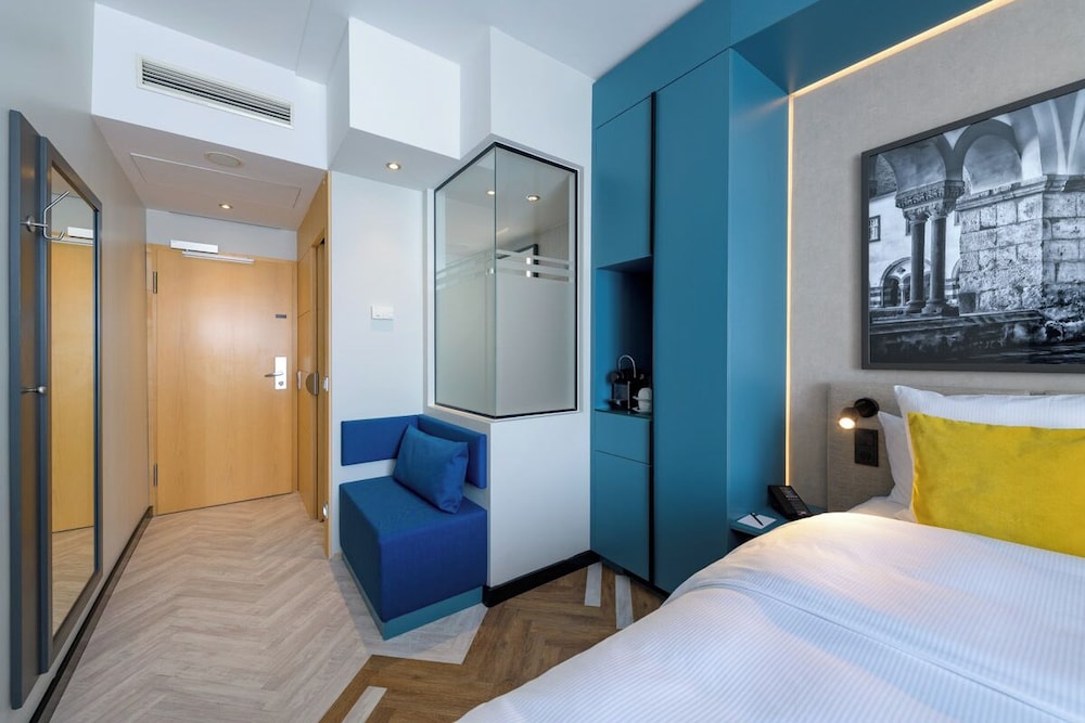 Hotel Mondial am Dom Cologne MGallery 12